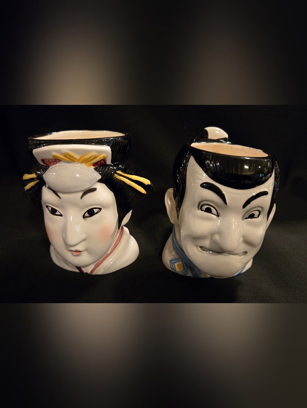Vintage His And Hers Sigma The Tastesetter Kabuki Souvenir Coffee Cups